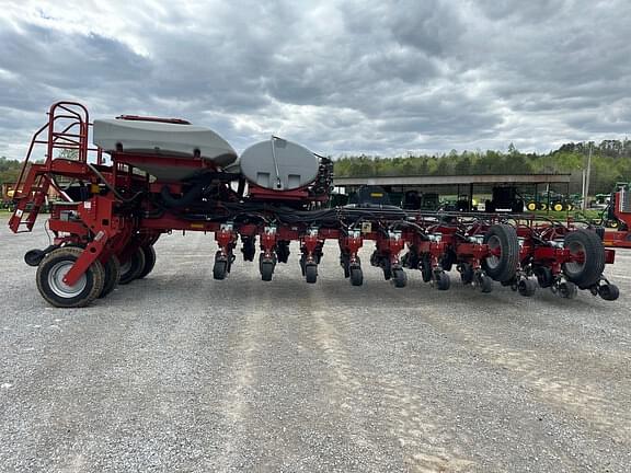 Image of Case IH 1250 equipment image 1