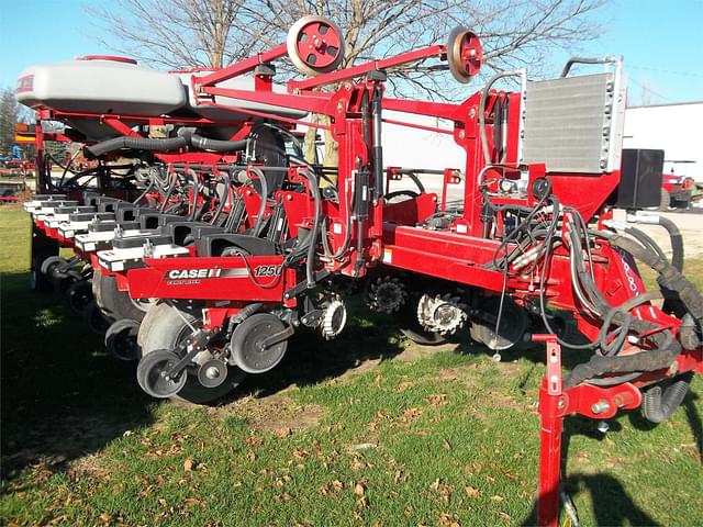 Image of Case IH 1250 equipment image 2