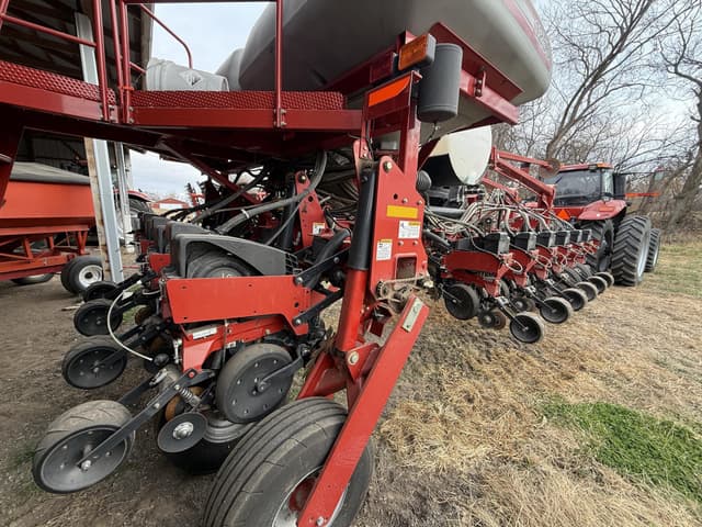 Image of Case IH 1250 equipment image 4
