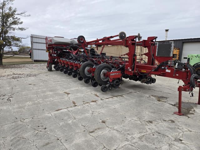 Image of Case IH 1250 equipment image 1