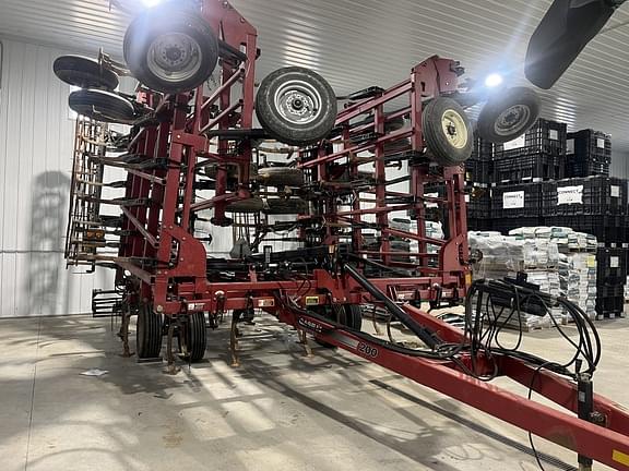 Image of Case IH 200 equipment image 2