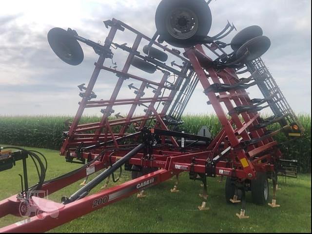 Image of Case IH Tigermate 200 equipment image 2