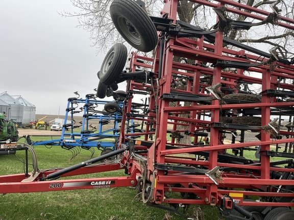 Image of Case IH 200 equipment image 1