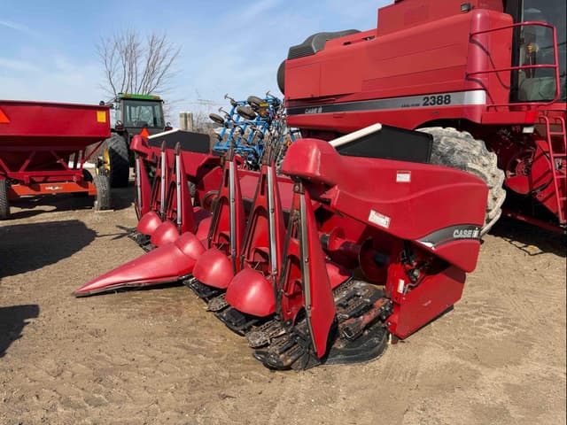 Image of Case IH 2606 equipment image 2