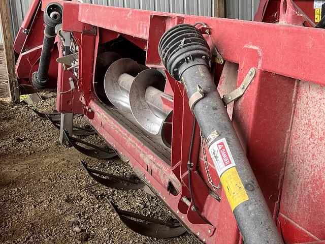 Image of Case IH 2608 equipment image 2
