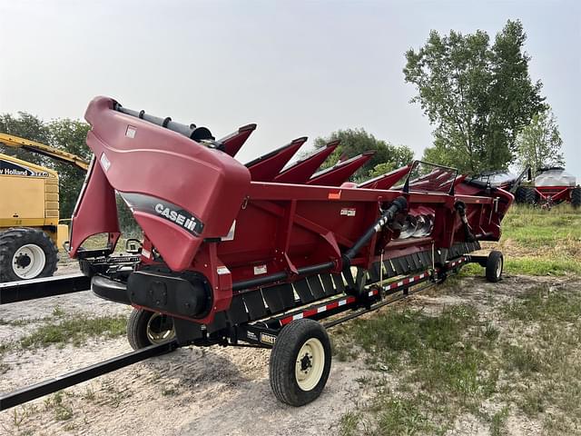 Image of Case IH 2612 equipment image 2