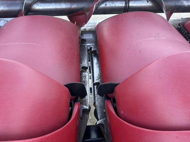 Image of Case IH 2612 equipment image 4