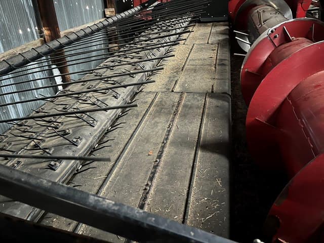 Image of Case IH 3016 equipment image 2