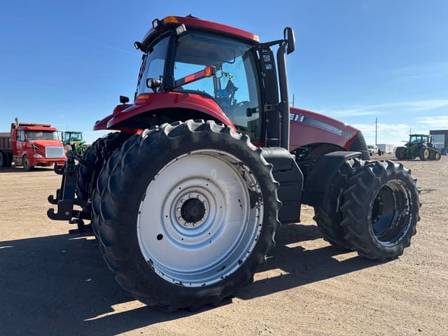 Image of Case IH Magnum 315 equipment image 4