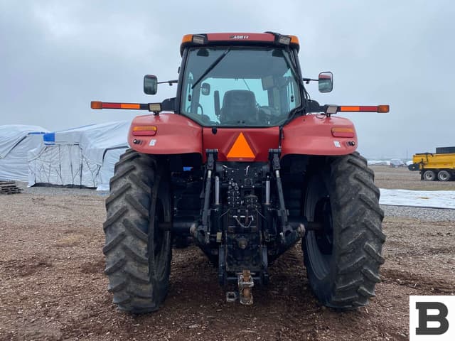 Image of Case IH Magnum 315 equipment image 4