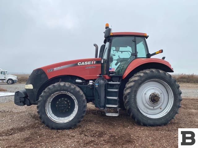 Image of Case IH Magnum 315 equipment image 2