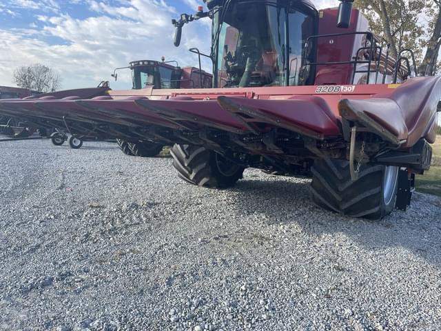 Image of Case IH 3208 equipment image 4