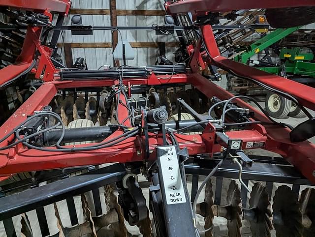 Image of Case IH 330 Turbo Till equipment image 3