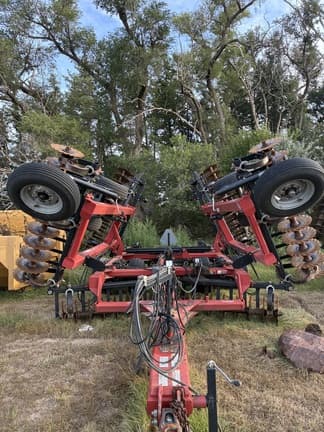 Image of Case IH 330 equipment image 1