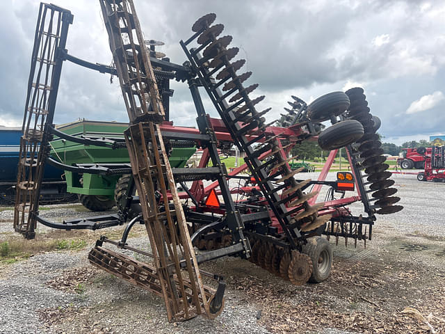Image of Case IH 330 Turbo Till equipment image 2