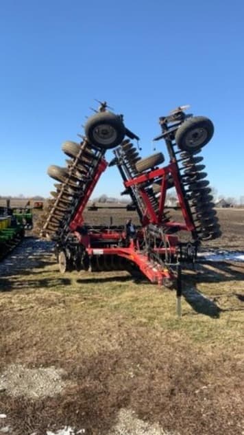 Main image Case IH 330