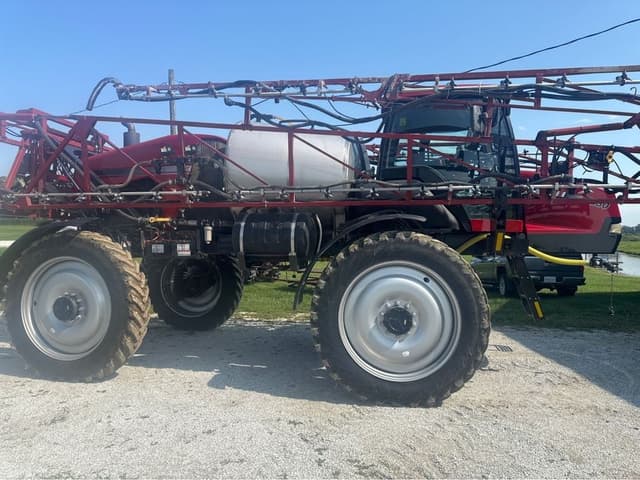 Image of Case IH 3330 Patriot equipment image 1