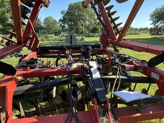 Image of Case IH 340 equipment image 2