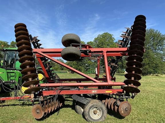 Image of Case IH 340 equipment image 3
