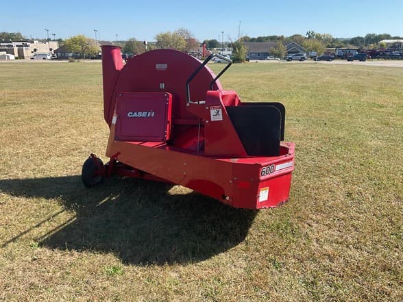 Image of Case IH 600 equipment image 2