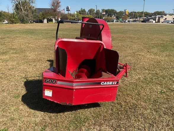 Image of Case IH 600 equipment image 3