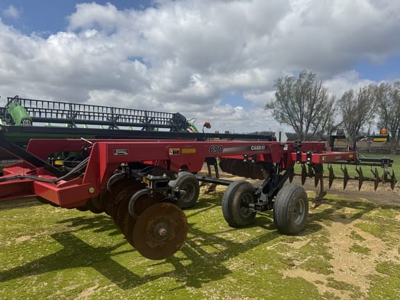 2012 Case IH 690 Equipment Image0