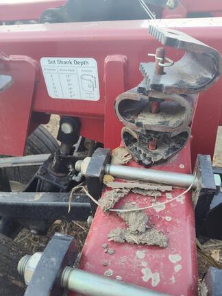 Image of Case IH 690 equipment image 1