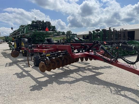 Image of Case IH 690 equipment image 2