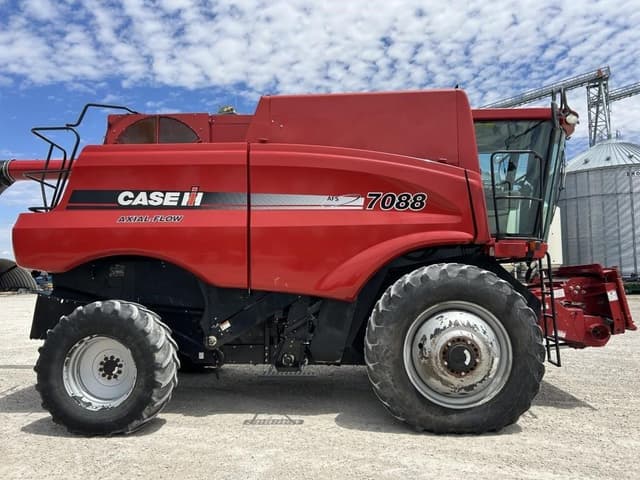 Image of Case IH 7088 equipment image 3