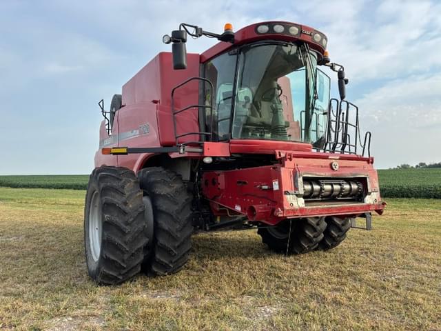 Image of Case IH 7120 equipment image 1
