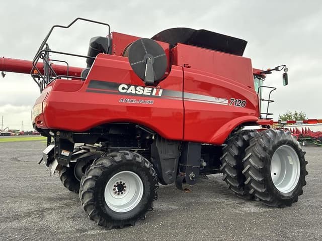 Image of Case IH 7120 equipment image 4