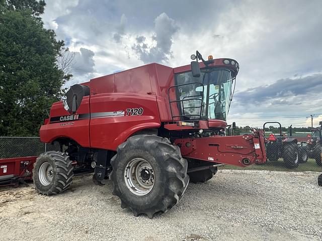 Image of Case IH 7120 equipment image 3