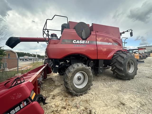 Image of Case IH 7120 equipment image 2