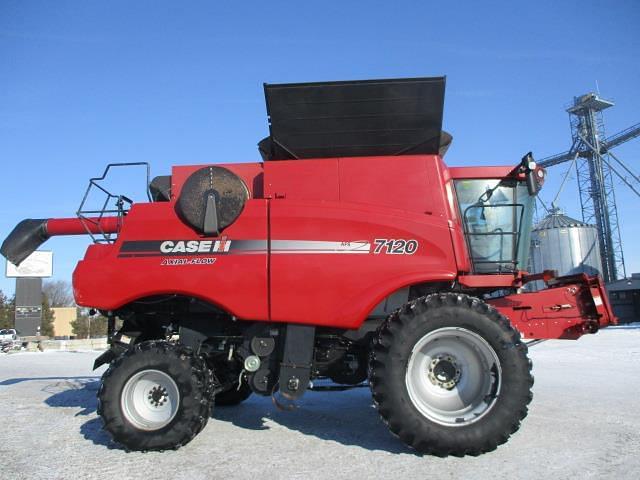 Image of Case IH 7120 equipment image 2