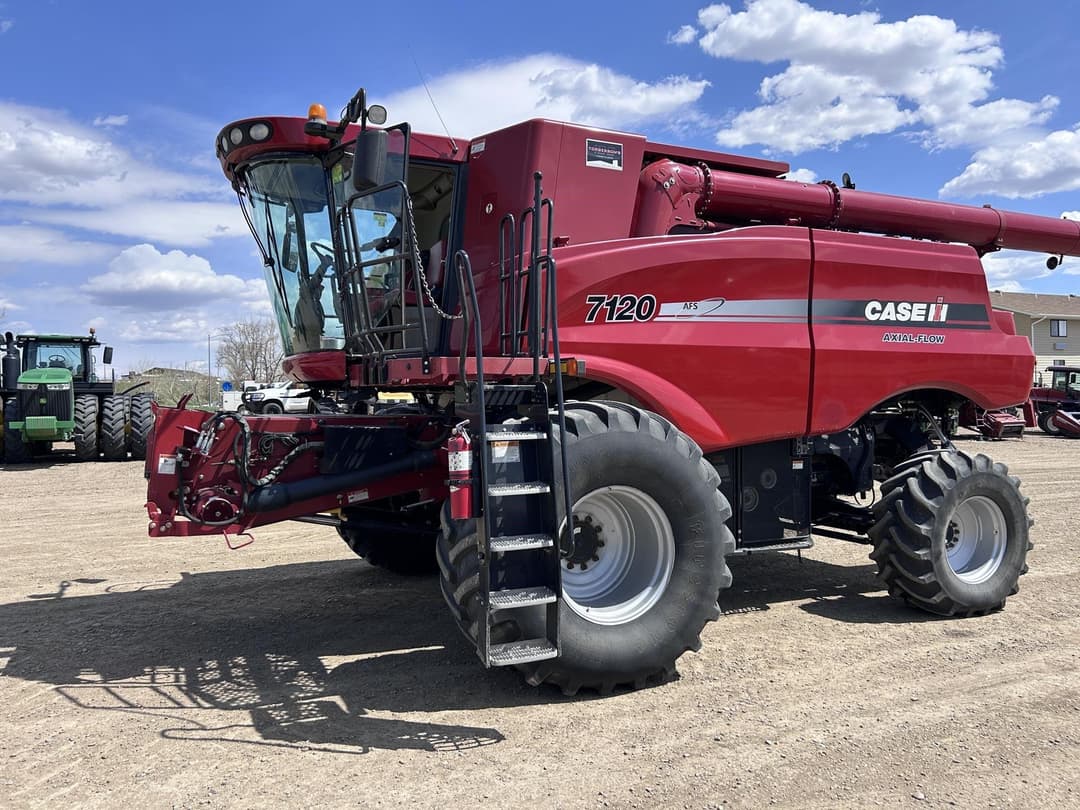 Image of Case IH 7120 Primary image