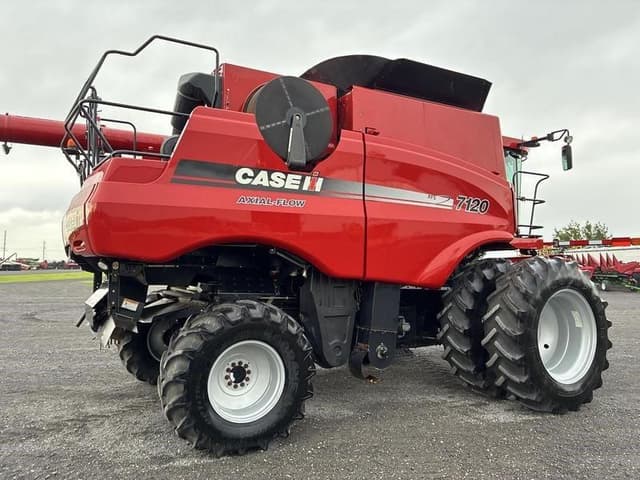 Image of Case IH 7120 equipment image 3