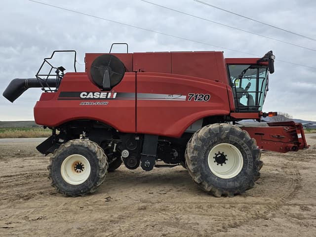 Image of Case IH 7120 equipment image 3