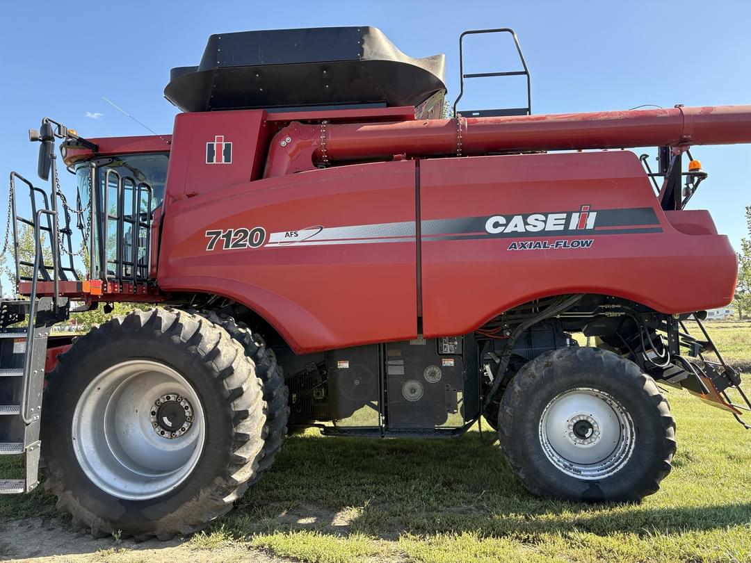 Image of Case IH 7120 Primary image
