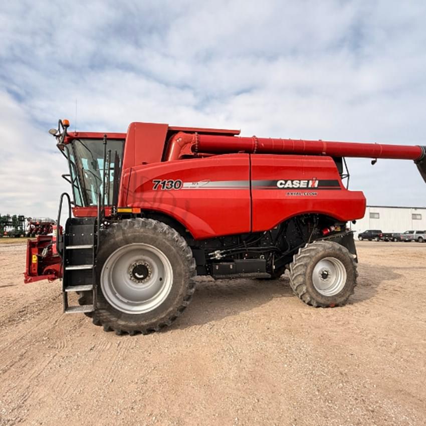 Image of Case IH 7130 Image 1