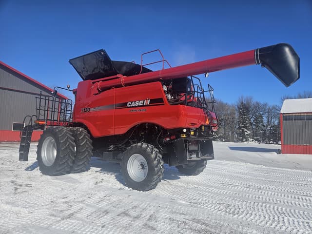 Image of Case IH 7130 equipment image 3