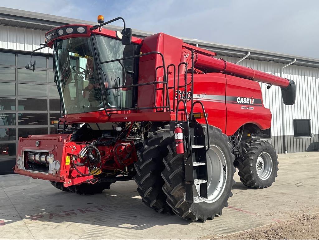 Image of Case IH 7130 Primary image