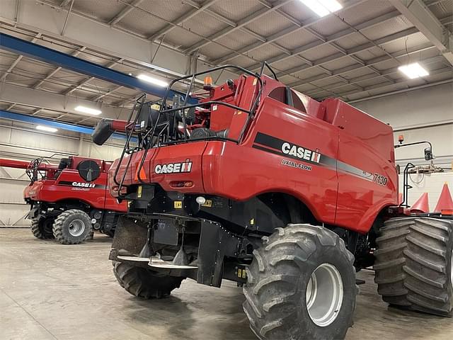 Image of Case IH 7130 equipment image 2