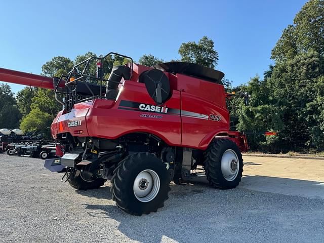 Image of Case IH 7230 equipment image 2