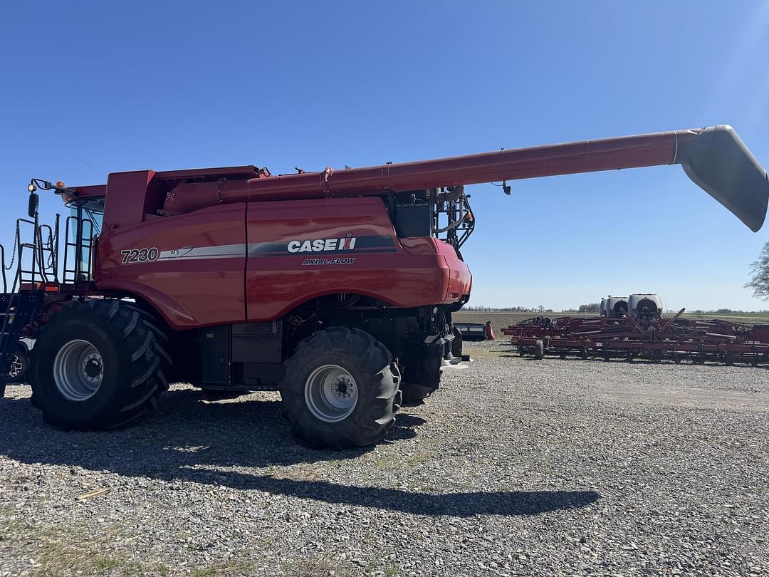 Image of Case IH 7230 Primary image