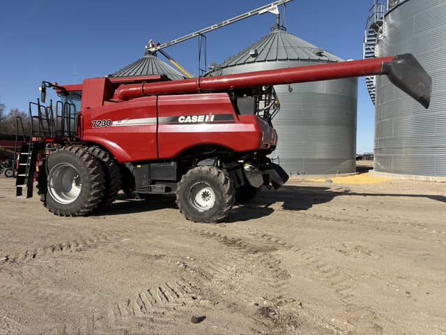 Image of Case IH 7230 equipment image 1