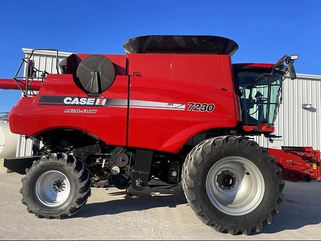 Image of Case IH 7230 equipment image 3