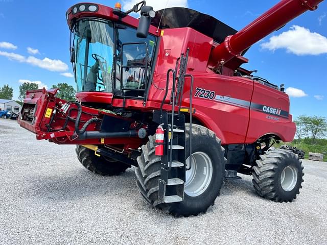 Image of Case IH 7230 equipment image 1