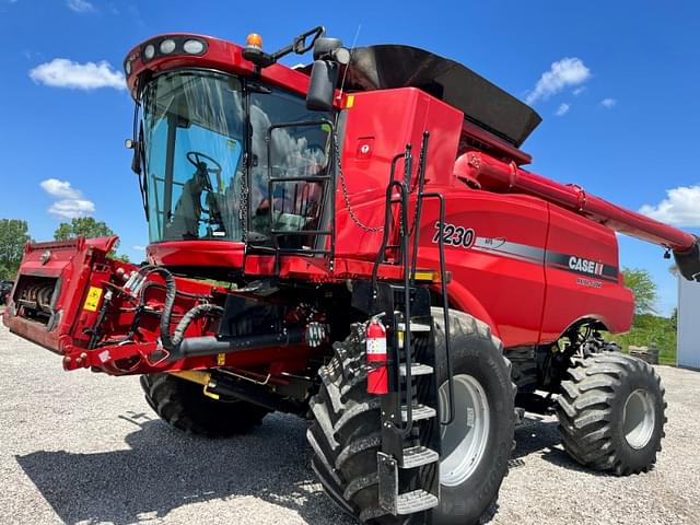 Image of Case IH 7230 equipment image 2