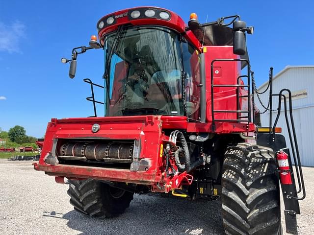 Image of Case IH 7230 equipment image 4