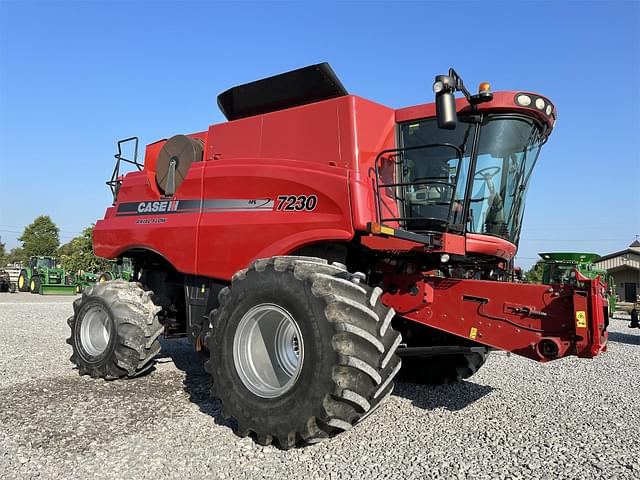 Image of Case IH 7230 equipment image 3